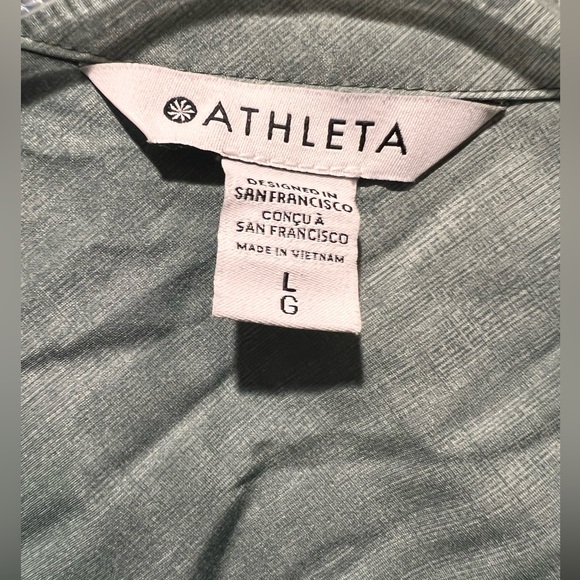 Athleta Urbanite Shirt, sz. L - Picture 3 of 4